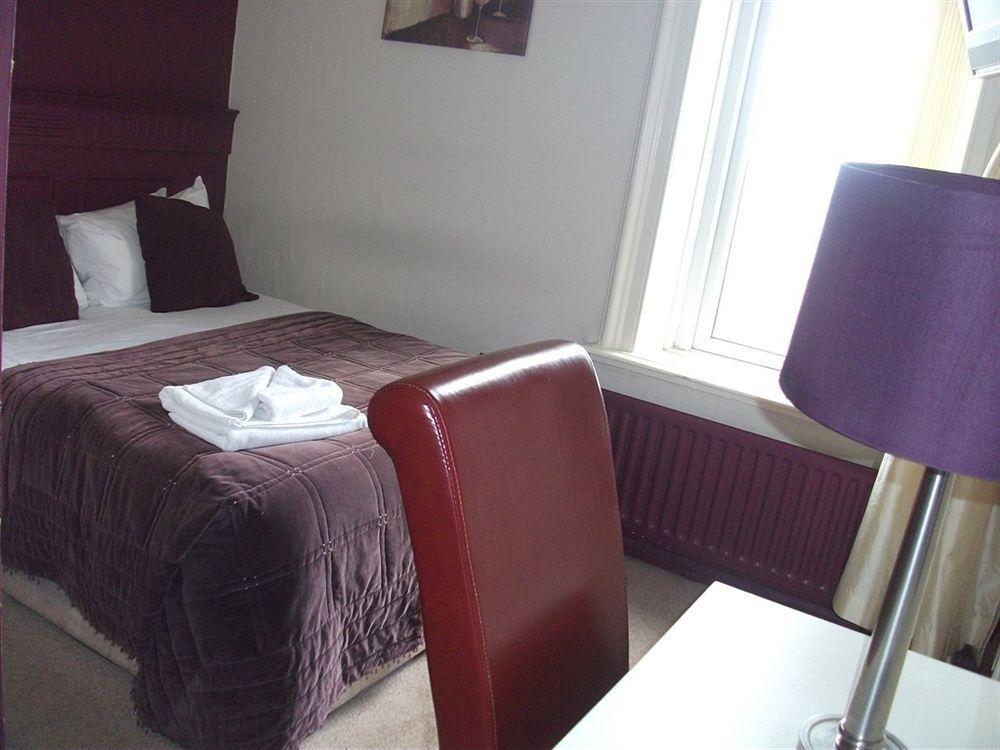 הרטלפול The Staincliffe Hotel מראה חיצוני תמונה